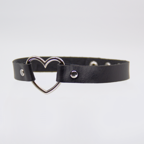 Heart Ring Faux Leather Choker