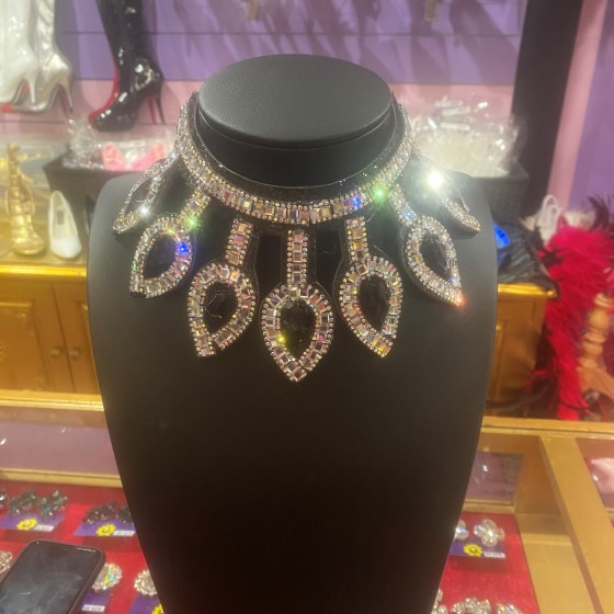 Black and Silver Glitter Plastic Jewel Flexi Necklace