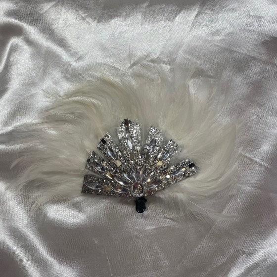 Feathered Hair Clip (Style1) White