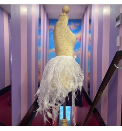 Deluxe Organza Seaweed Bustle with Feather Tips