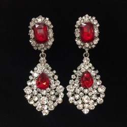 Red and Clear Crystal Diamante Earring S31
